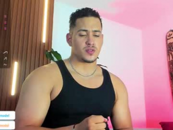 lucasanto_ webcam model stream image