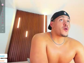 lucasanto_ webcam model stream image