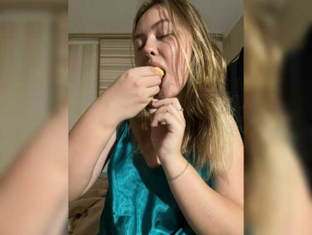 SunshineEmma webcam model stream image