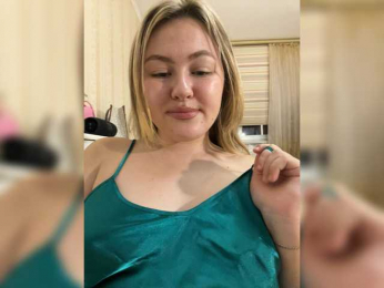 SunshineEmma webcam model stream image