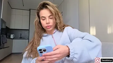 diffgirls2 webcam stripchat model stream image