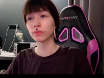 fran_bow webcam model stream image