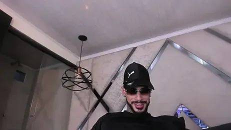 VinzenzRizzo webcam model stream image