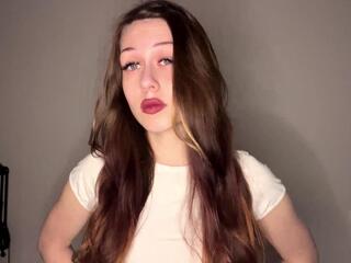 Lulu Whipple webcam model stream image