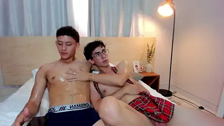 Alejo_and_Patrick webcam model stream image