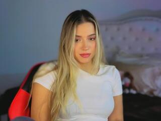 Lady Moonroe webcam model stream image