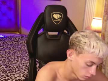 leonlure webcam model stream image
