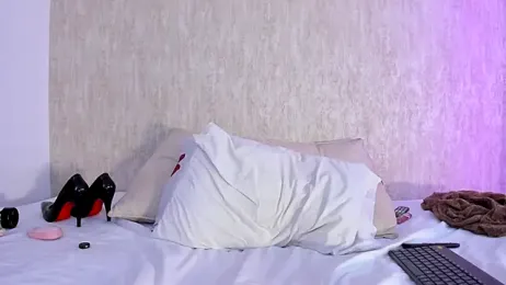 Amby_ambar webcam model stream image