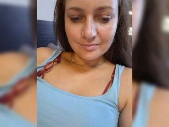 MiLAshKaA webcam model stream image