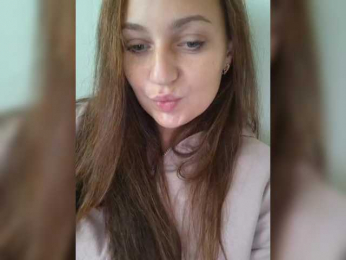 MiLAshKaA webcam model stream image