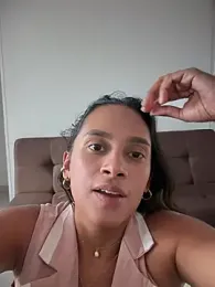 LunaHeat webcam model stream image