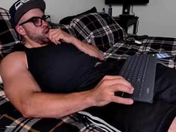 plsdonthack webcam model stream image