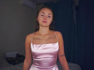 Elga Ferrett webcam model stream image