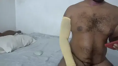 AraNDissNaughtyJolly webcam model stream image