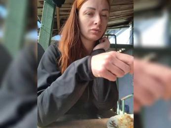 Julia3Romeo webcam model stream image