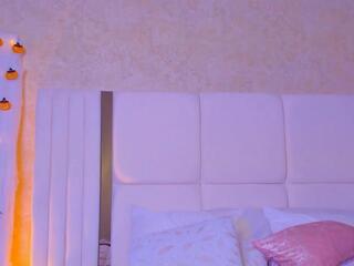 Tifanny Dream webcam flirt4free model stream image