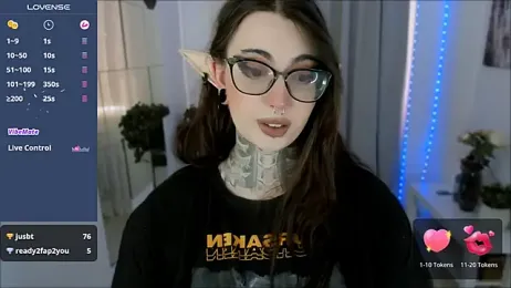 Dixi_Pixi_ webcam model stream image