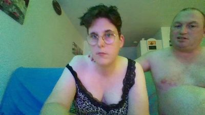 OiseauNoir88 webcam model stream image