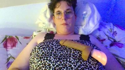OiseauNoir88 webcam model stream image
