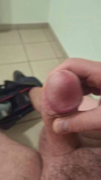 andy63000 webcam model stream image