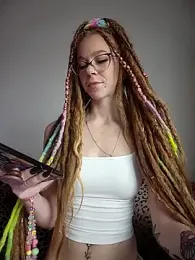 LucidLucy webcam model stream image