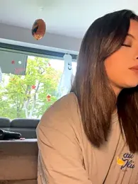 Mia-Minou webcam model stream image