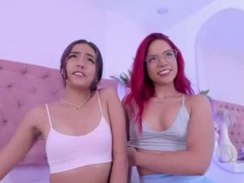 emilyy_bank webcam model stream image