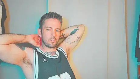 SkylarrGrey webcam model stream image