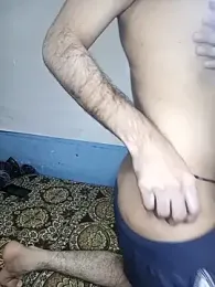 Tinku_1324 webcam stripchat model stream image