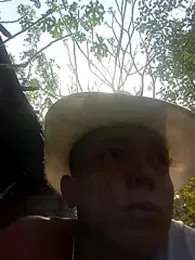 tayson_ webcam model stream image