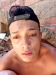 tayson_ webcam model stream image