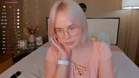 bellatip webcam stripchat model stream image