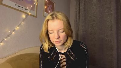 MinaElberson webcam model stream image