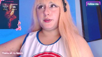 Hazumi_ webcam model stream image