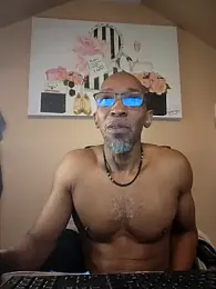 Lonelynudist59 webcam model stream image