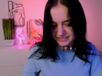 miki_ti webcam model stream image