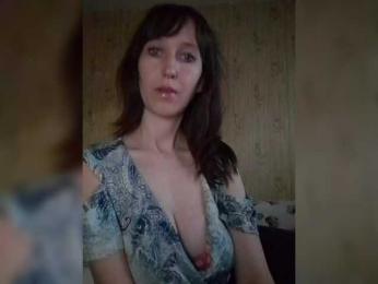 Oksana24rai webcam model stream image