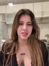 Lolykush webcam model stream image