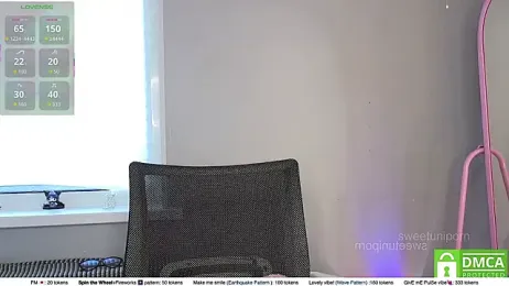 sweetuniporn webcam stripchat model stream image