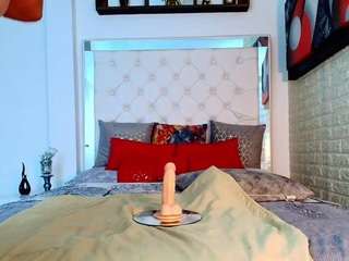 anielli69hot webcam model stream image