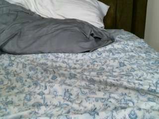 aventures webcam model stream image