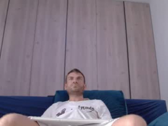 10in_deluxe webcam chaturbate model stream image