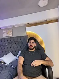DomBoy_ webcam model stream image