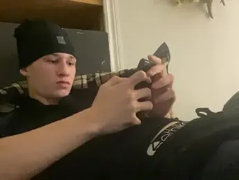 yourwhiteboy1 webcam model stream image