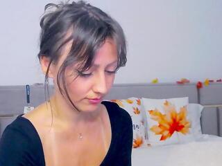 Alexia Cage webcam model stream image