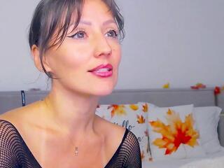 Alexia Cage webcam model stream image