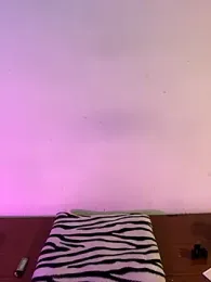 Felicia_smok3 webcam model stream image