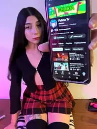 Felicia_smok3 webcam model stream image