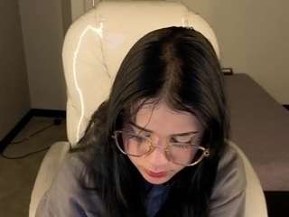 niicole-fox2 webcam model stream image