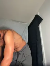 HungStr8Lightskin webcam stripchat model stream image